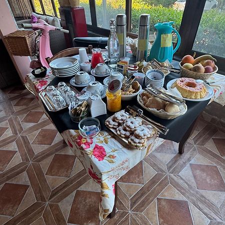 Agriturismo Da Patrizia Simaxis Eksteriør billede
