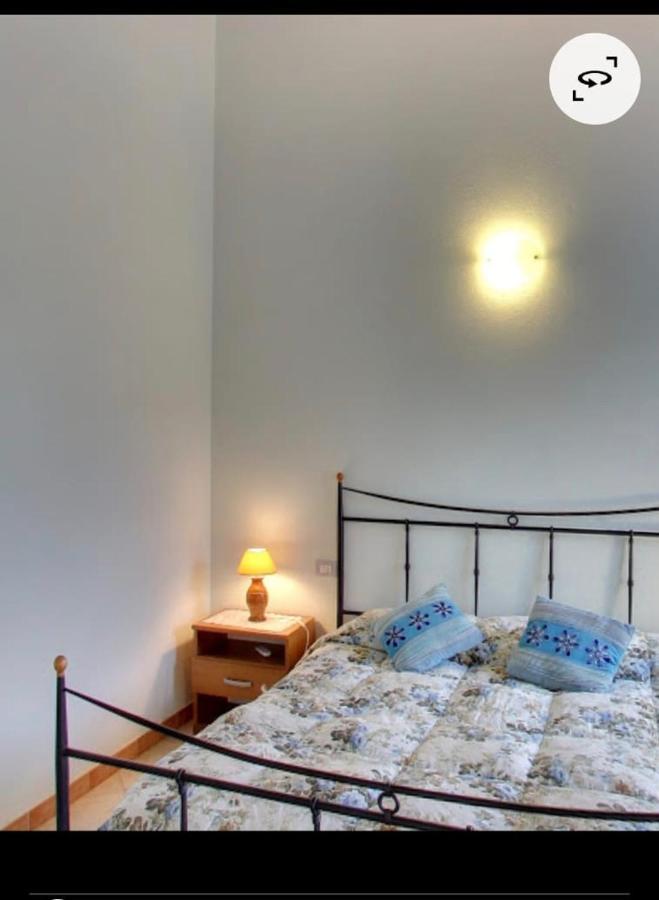 Agriturismo Da Patrizia Simaxis Eksteriør billede
