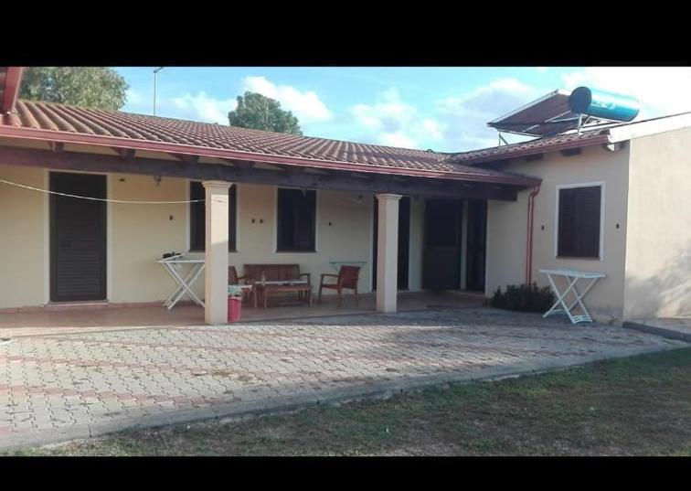 Agriturismo Da Patrizia Simaxis Eksteriør billede
