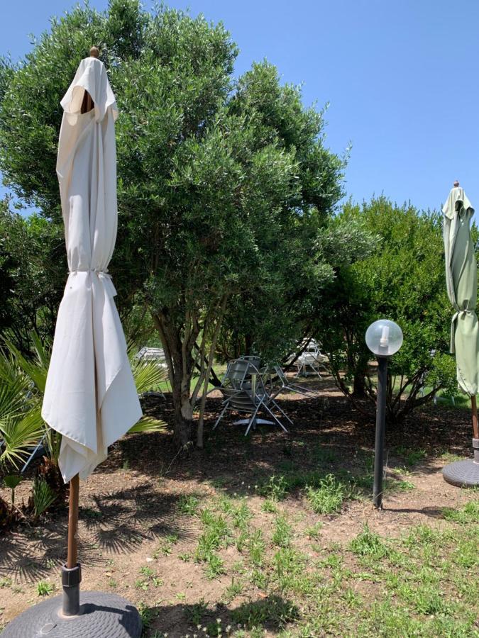 Agriturismo Da Patrizia Simaxis Eksteriør billede